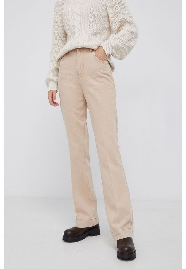 Sisley Jeansy bawełniane damskie high waist. Stan: podwyższony. Kolor: beżowy
