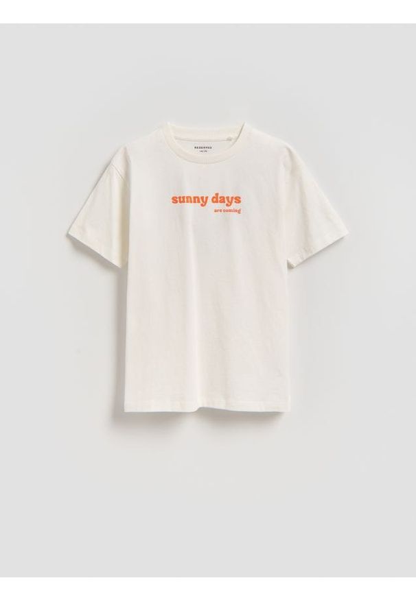 Reserved - Bawełniany t-shirt z nadrukiem - złamana biel. Materiał: bawełna. Wzór: nadruk