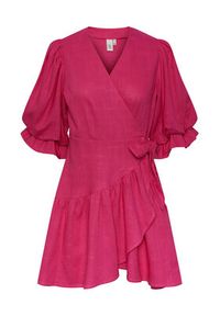 YAS Sukienka 26029985 Fioletowy Regular Fit. Kolor: fioletowy. Materiał: wiskoza