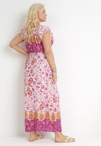 Born2be - Różowo-Biała Bawełniana Sukienka Maxi z Hiszpańskim Dekoltem i Gumkami w Talii Abagal. Typ kołnierza: dekolt hiszpanka. Kolor: różowy. Materiał: bawełna. Wzór: kwiaty. Sezon: wiosna, lato. Typ sukienki: rozkloszowane. Długość: maxi #4