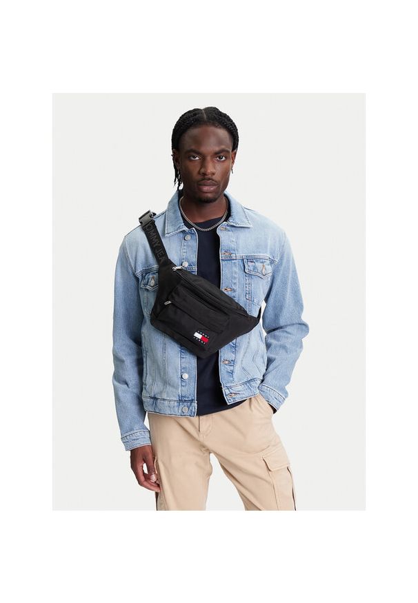 Nerka Tommy Jeans. Kolor: czarny