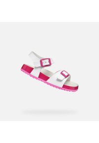 Sandały Geox Model J Adriel Girl Kolor Biały. Kolor: różowy, biały, wielokolorowy. Materiał: tkanina. Sezon: lato