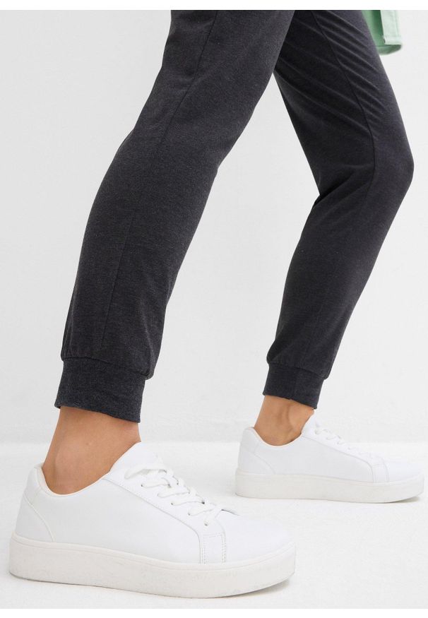 bonprix - Spodnie sportowe ze ściągaczem. Kolor: czarny. Materiał: materiał. Styl: sportowy