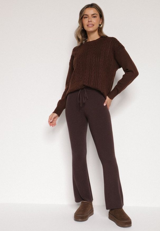 Born2be - Brązowe Spodnie Dzwony z Dzianiny z Wiskozą Zetiva. Kolor: brązowy. Materiał: dzianina, wiskoza