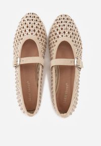 Renee - Ciemnobeżowe Balerinki w Stylu Mary Jane z Cyrkoniami i Ażurową Cholewką Lyphenne. Kolor: beżowy. Materiał: satyna, jeans. Szerokość cholewki: normalna. Wzór: ażurowy. Styl: glamour, klasyczny #8