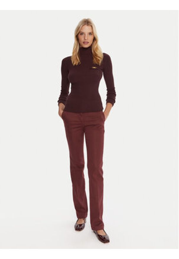 Marella Chinosy Rovo 2523136055 Bordowy Slim Fit. Kolor: czerwony. Materiał: bawełna