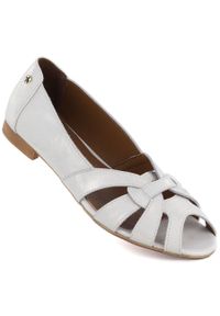 Skórzane baleriny damskie ażurowe komfortowe srebrne Gino Fabiani OL28-1. Kolor: srebrny. Materiał: skóra. Wzór: ażurowy #1