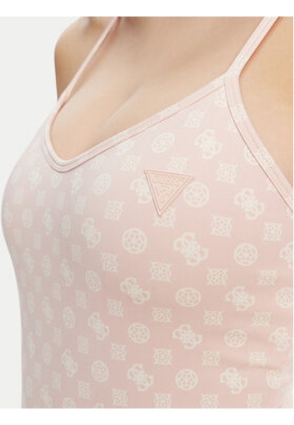 Guess Top V5YP11 MC03W Różowy Slim Fit. Kolor: różowy. Materiał: syntetyk