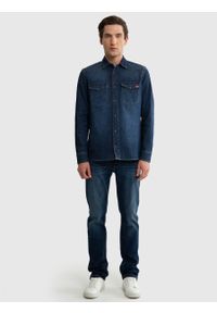 Big-Star - Koszula męska jeansowa Chuck 578. Kolor: niebieski. Materiał: jeans. Długość rękawa: długi rękaw. Długość: długie. Styl: klasyczny