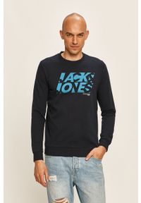 Jack & Jones - Bluza. Okazja: na co dzień. Typ kołnierza: bez kaptura. Kolor: niebieski. Materiał: bawełna, poliester, dzianina. Wzór: nadruk. Styl: casual #1