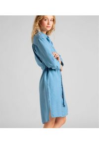 Lee - LEE LONG DENIM DRESS REGULAR FIT DAMSKA SUKIENKA FADED BLUE L50YGIOF. Materiał: denim