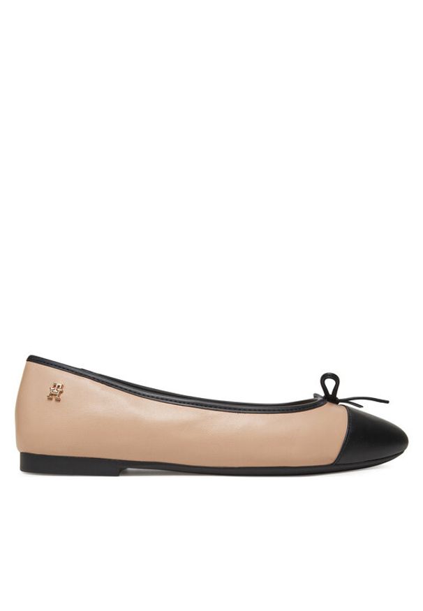 TOMMY HILFIGER - Tommy Hilfiger Baleriny Toe Cap Leather Ballerina FW0FW08759 Écru. Materiał: skóra