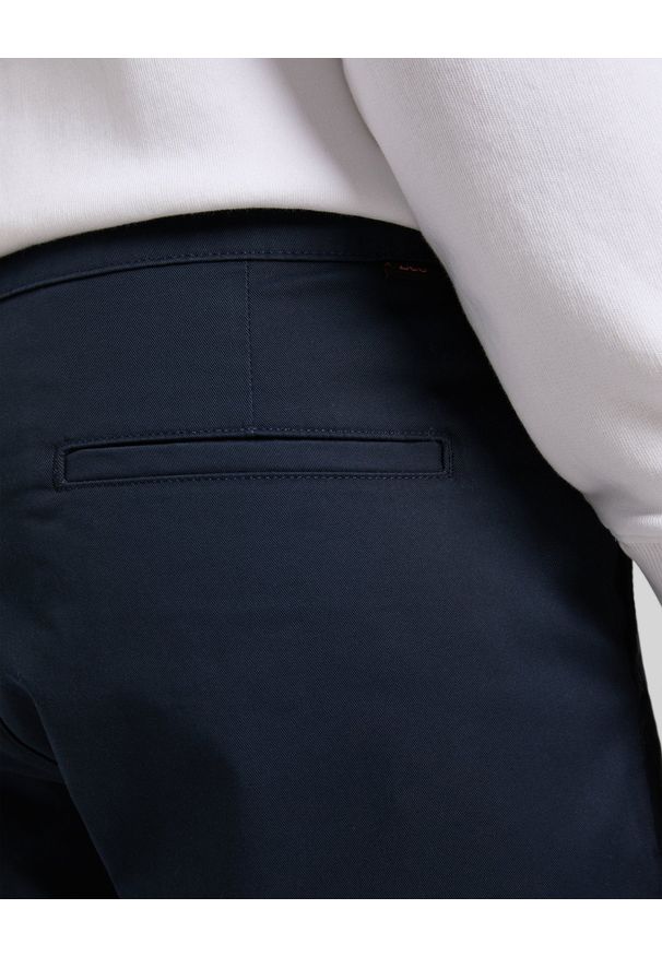 Lee - LEE MĘSKIE SPODNIE CHINO LEE REGULAR CHINO DEEP NAVY 112145530