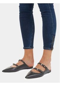 TOMMY HILFIGER - Tommy Hilfiger Klapki Th Pointy Leather Mule FW0FW07722 Czarny. Kolor: czarny. Materiał: skóra #3