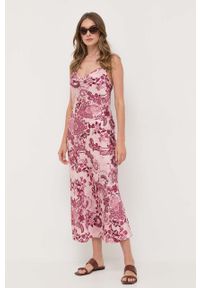 Guess sukienka kolor różowy maxi prosta. Okazja: na co dzień. Kolor: różowy. Długość rękawa: na ramiączkach. Typ sukienki: proste. Styl: casual. Długość: maxi