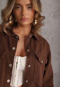 Renee - Brązowa Jeansowa Kurtka Koszulowa z Bawełny z Kieszeniami Desreta. Kolor: brązowy. Materiał: jeans, bawełna #8