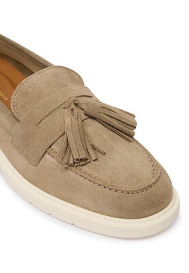 TOMMY HILFIGER - Tommy Hilfiger Loafersy Light Suede Tassel Loafer FW0FW09285 Brązowy. Kolor: brązowy. Materiał: zamsz, skóra