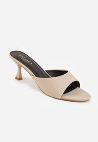 Renee - Beżowe Eleganckie Klapki Peep Toe na Klepsydrowym Obcasie Jilthine. Nosek buta: otwarty. Kolor: beżowy. Materiał: satyna. Sezon: lato. Obcas: na obcasie. Styl: elegancki. Wysokość obcasa: średni #9