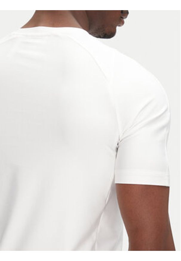 Adidas - adidas T-Shirt Fashion Cut Line JD0046 Biały Slim Fit. Kolor: biały. Materiał: syntetyk