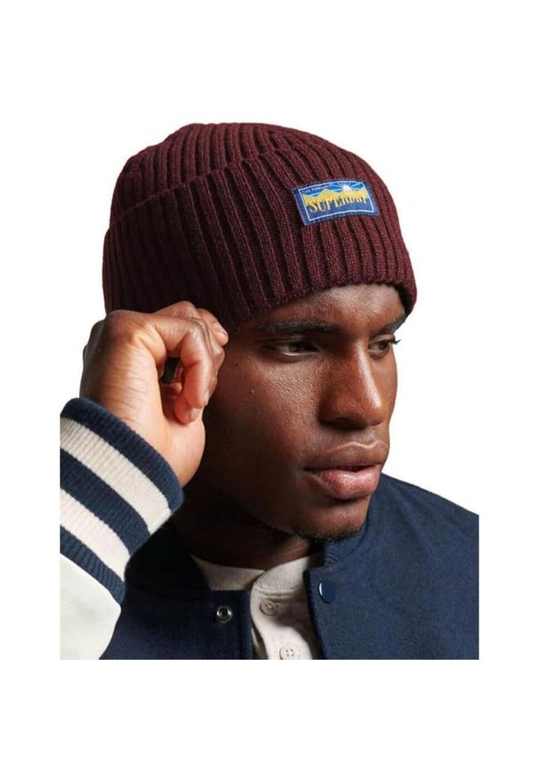Czapka zimowa męska Superdry Vintager Radar 2.0 - Burgund. Kolor: czarny. Materiał: wełna, poliester. Sezon: zima. Styl: sportowy