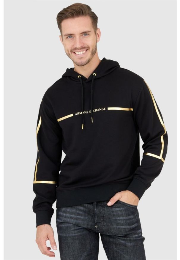 Armani Exchange - ARMANI EXCHANGE Czarna bluza męska z kapturem ze złotym logo, Rozmiar M. Typ kołnierza: kaptur. Kolor: czarny