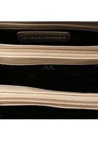 Steve Madden Torebka Bcala Crossbody SM13000617-02002-BOB Czarny. Kolor: czarny. Materiał: skórzane