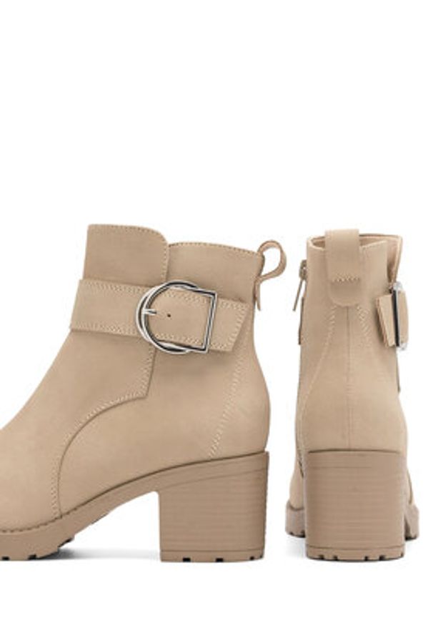 Clara Barson Botki WS2902-06 Beżowy. Kolor: beżowy. Materiał: skóra