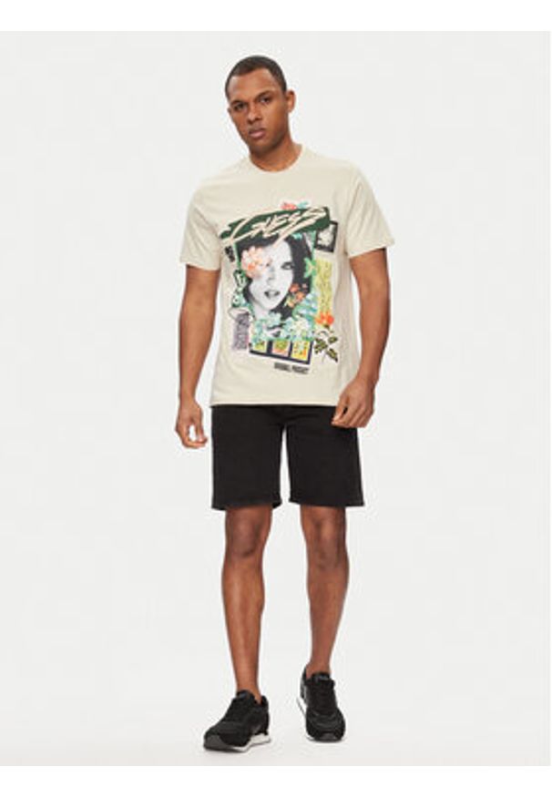 Guess T-Shirt M4GI49 KBW41 Beżowy Slim Fit. Kolor: beżowy. Materiał: bawełna