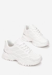 Renee - Białe Sneakersy Olelaira. Kolor: biały. Materiał: materiał #3