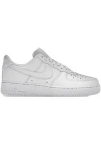 Buty do chodzenia męskie Nike Air Force 1 '07 Fresh. Zapięcie: sznurówki. Kolor: biały. Materiał: guma, skóra, syntetyk, materiał, tkanina. Szerokość cholewki: normalna. Model: Nike Air Force. Sport: turystyka piesza #1