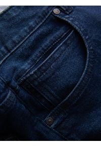 Ombre Clothing - Krótkie spodenki męskie jeansowe z dziurami – ciemnoniebieskie V3. Okazja: na co dzień. Kolor: niebieski. Materiał: jeans. Długość: krótkie. Wzór: aplikacja. Styl: klasyczny, casual #7