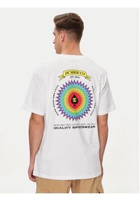 DC Shoes T-Shirt Lucky Hand Hss ADYZT05366 Biały Regular Fit. Kolor: biały. Materiał: bawełna #4
