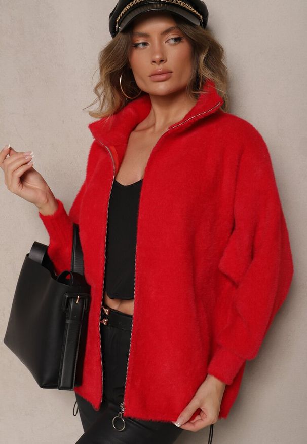 Renee - Czerwona Bluza z Wełną ze Ściągaczami i Kołnierzykiem Enadelis. Okazja: na co dzień. Kolor: czerwony. Materiał: wełna. Styl: elegancki, casual