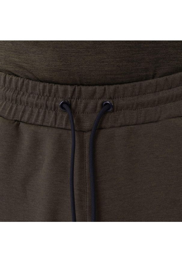 Spodnie dresowe Jako jogging Premium Basics. Kolor: zielony. Materiał: dresówka. Sport: bieganie