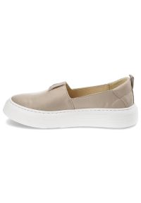 Beżowe Półbuty Wasak Wygodne Obuwie Damskie. Okazja: na co dzień. Zapięcie: bez zapięcia. Kolor: beżowy. Materiał: skóra. Styl: casual #4
