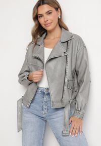 Born2be - Szara Klasyczna Kurtka Ramoneska z Paskiem Nalinea. Okazja: na co dzień. Kolor: szary. Materiał: jeans, poliester. Długość rękawa: długi rękaw. Długość: długie. Styl: klasyczny #1