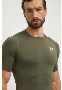 Under Armour t-shirt treningowy kolor zielony gładki. Kolor: zielony. Materiał: skóra, materiał. Długość rękawa: raglanowy rękaw. Wzór: gładki #5