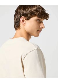 Wrangler - MESKA BLUZA WRANGLER CREWNECK SWEATSHIRT VINTAGE WHITE 112357365. Styl: vintage #4