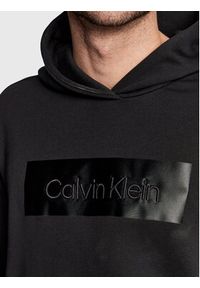 Calvin Klein Bluza Emproidered K10K110762 Czarny Regular Fit. Kolor: czarny. Materiał: bawełna #2