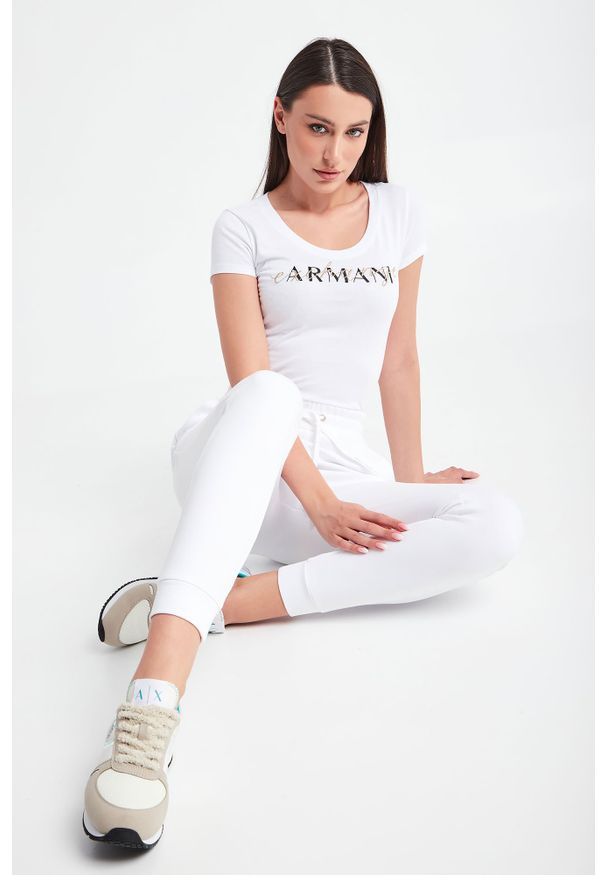 Armani Exchange - T-SHIRT ARMANI EXCHANGE. Materiał: bawełna. Długość rękawa: krótki rękaw. Długość: krótkie. Wzór: nadruk, haft