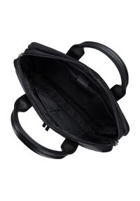Wittchen - Męska torba na laptopa z dodatkową kieszenią z przodu czarna. Kolor: czarny. Materiał: skóra ekologiczna. Styl: casual, biznesowy, klasyczny