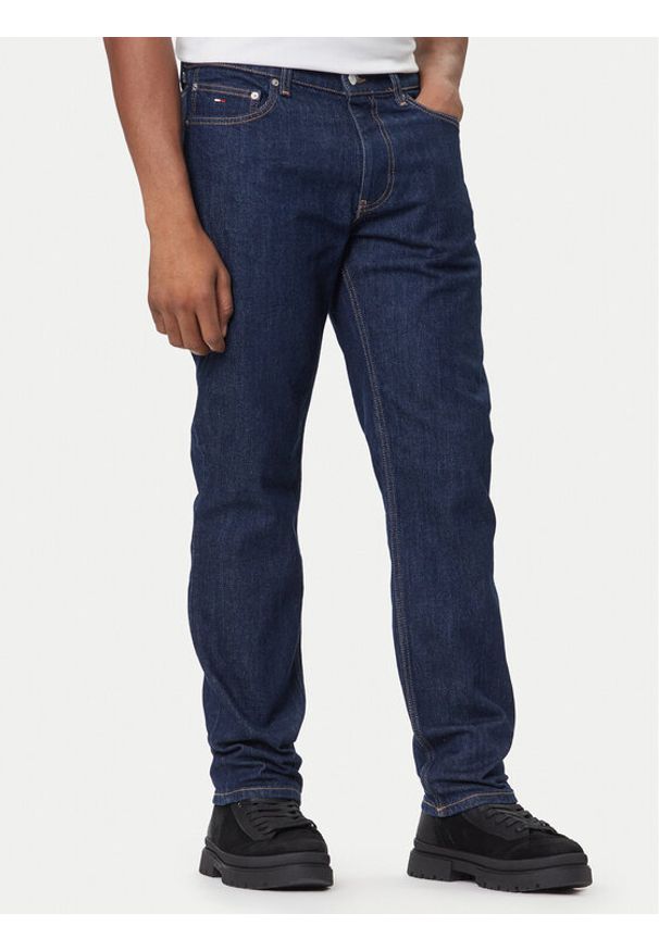 Tommy Jeans Jeansy Ryan DM0DM22187 Granatowy Slim Fit. Kolor: niebieski