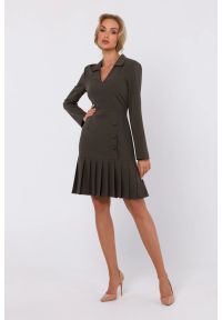 MOE - Elegancka sukienka z dekoltem V i kontrafałdami granatowa. Kolor: niebieski. Materiał: elastan, wiskoza. Długość rękawa: długi rękaw. Typ sukienki: plisowane. Styl: elegancki #3