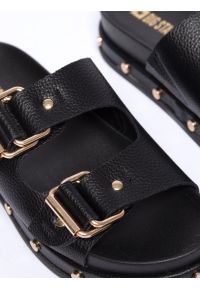 Big-Star - Klapki damskie na podwyższonej podeszwie czarne NN274082 906. Kolor: czarny. Materiał: skóra, syntetyk, jeans. Styl: elegancki, rockowy, klasyczny #7