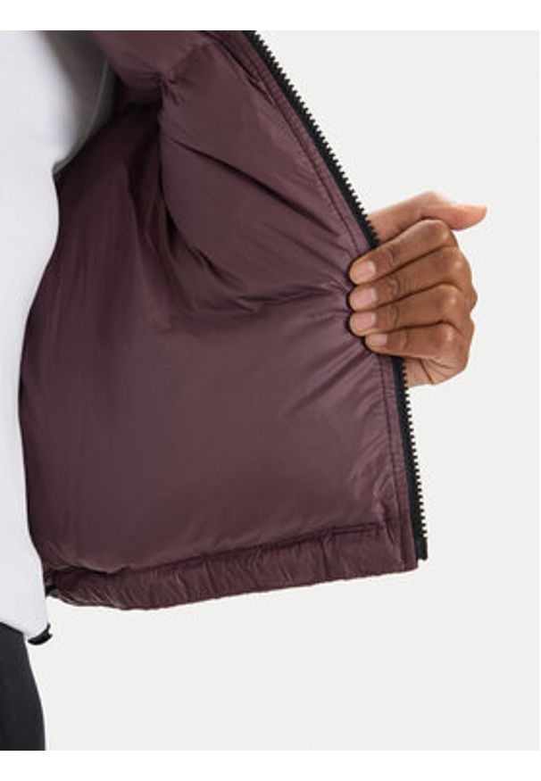 The North Face Kurtka puchowa Nuptse NF0A5GGE Fioletowy Regular Fit. Kolor: fioletowy. Materiał: syntetyk