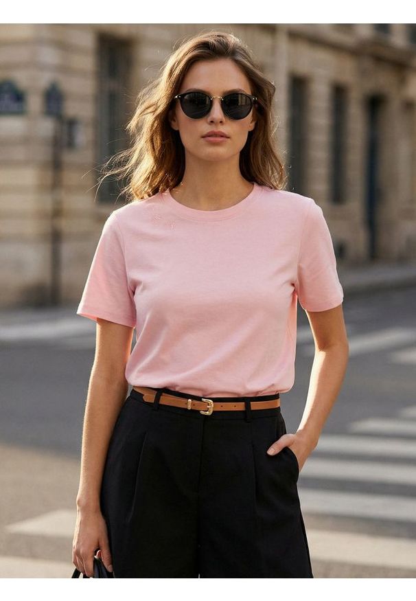 Sinsay - Bawełniana koszulka z haftem - różowy. Kolor: różowy. Materiał: bawełna. Wzór: haft