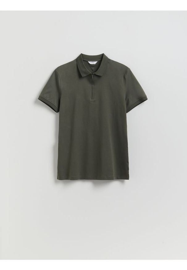 Reserved - Polo z merceryzowanej bawełny - ciemnozielony. Typ kołnierza: polo. Kolor: zielony. Materiał: bawełna