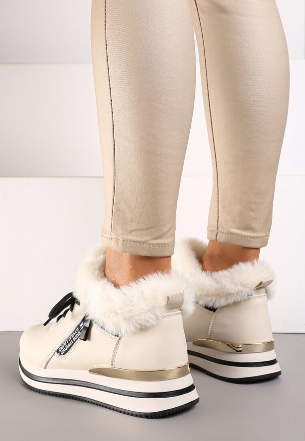Born2be - Beżowe Botki Sneakersy na Grubej Podeszwie z Futerkiem Biqilee. Kolor: beżowy. Materiał: futro