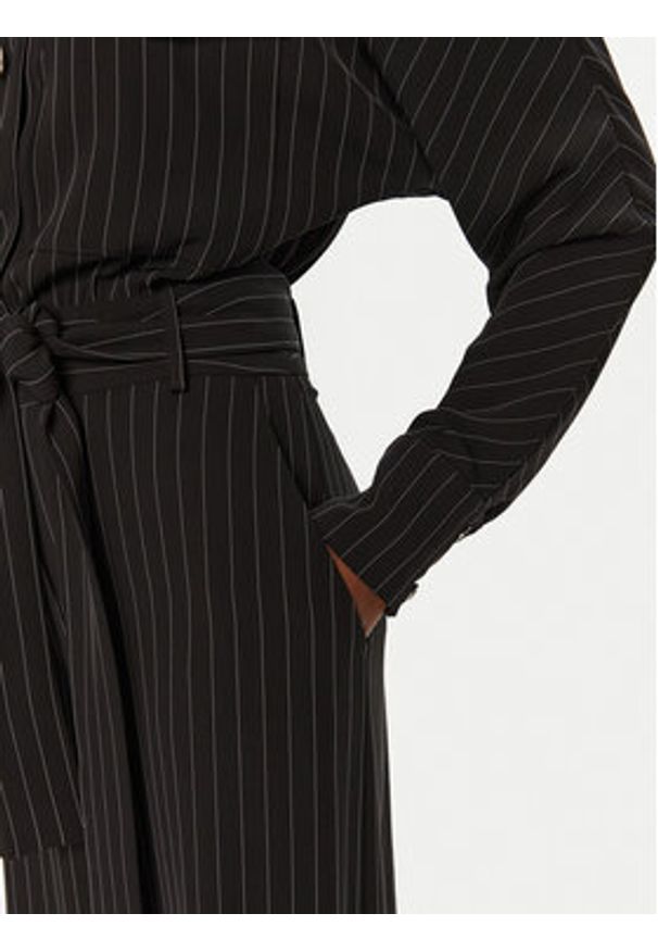 ACCESS FASHION Kombinezon 44-5500-381 Czarny Regular Fit. Kolor: czarny. Materiał: syntetyk