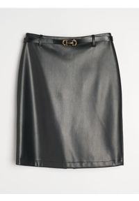 Sinsay - Spódnica mini z imitacji skóry - czarny. Kolor: czarny. Materiał: skóra #1